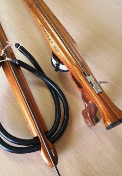 Arbalète fusil harpon bois chasse sous marine Seawolf Snapper 105