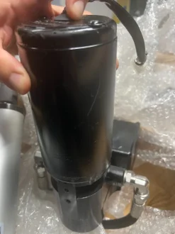 Lecomble et Schmitt Vérin hydraulique lineaire - 12Vcc, poussée 450kg OCCASION GRADE C