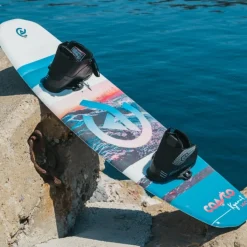 Pack Wakeboard Coasto Kyanit 140 + Chausses