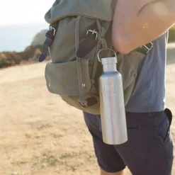 Red paddle thermos