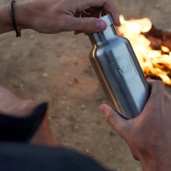 Red paddle thermos