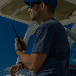VHF Portable Cobra H350